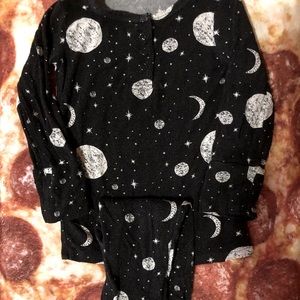 Posh Peanut bamboo pajamas (size 18-24 months) - moon pattern